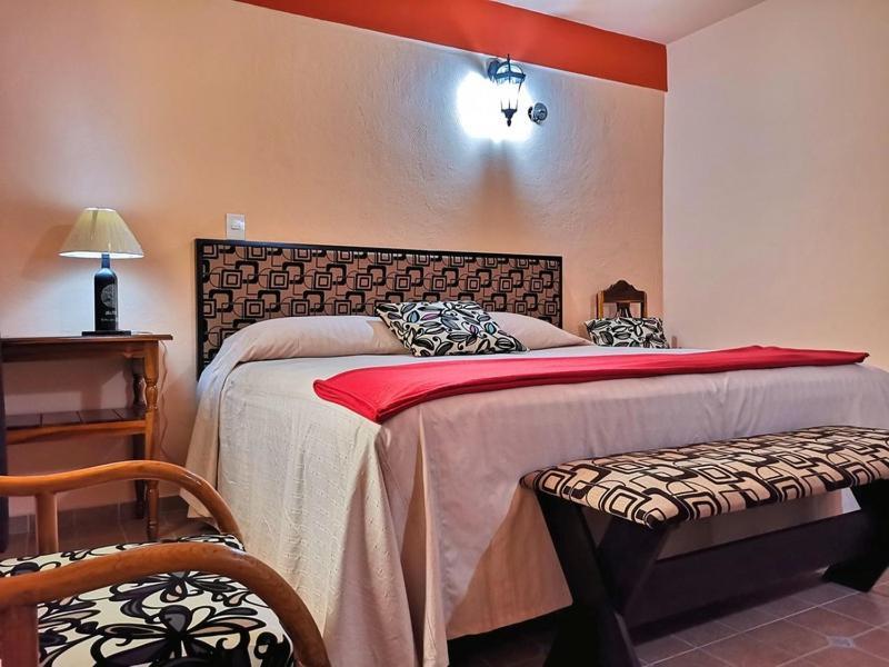 Hotel Casa Pellegrin Мерида Экстерьер фото