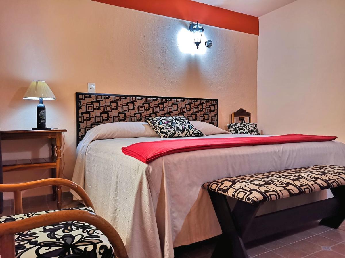 Hotel Casa Pellegrin Мерида Экстерьер фото